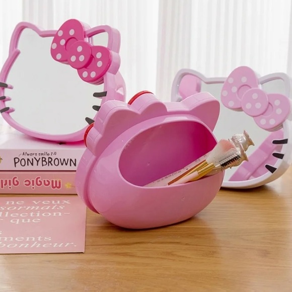 Hello Kitty mirror storage - Picture 4 of 4